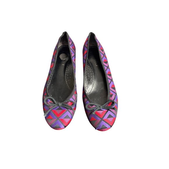 Vaneli Women's Colorful Red & Purple Geometric Ballet Flats Size 7.5 - Picture 1 of 8